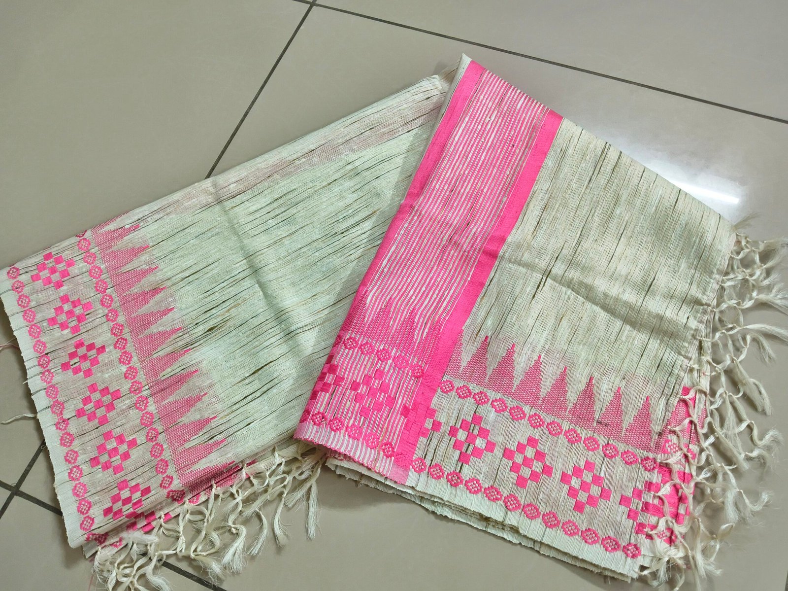 Handloom Shawl | Temple border - Image 1